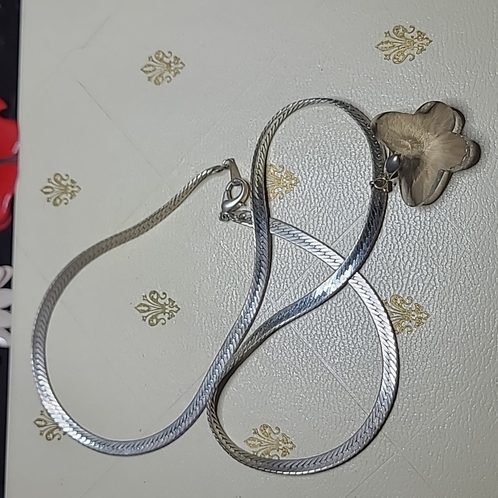 2/$12 Vintage Silvertone Flat Snake Chain with Crystal Butterfly Pendant